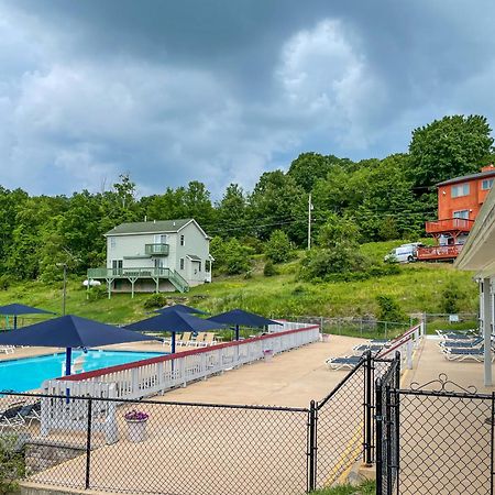 Premier Cozy Cabin - Free Amenities & Comm Indoor Pools Bushkill Buitenkant foto