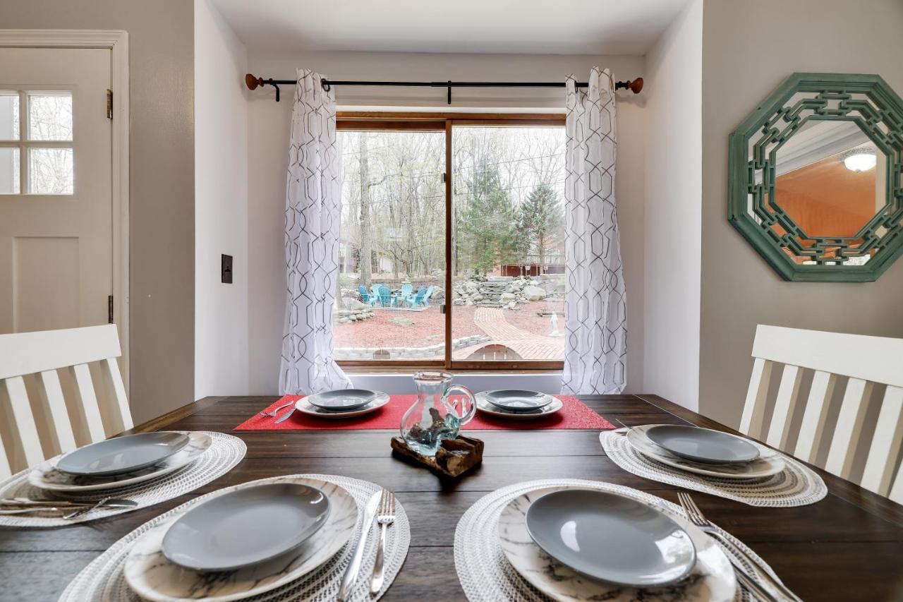 Premier Cozy Cabin - Free Amenities & Comm Indoor Pools Bushkill Buitenkant foto