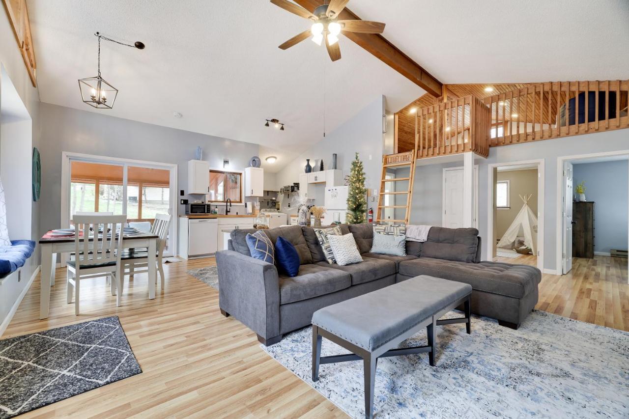 Premier Cozy Cabin - Free Amenities & Comm Indoor Pools Bushkill Buitenkant foto