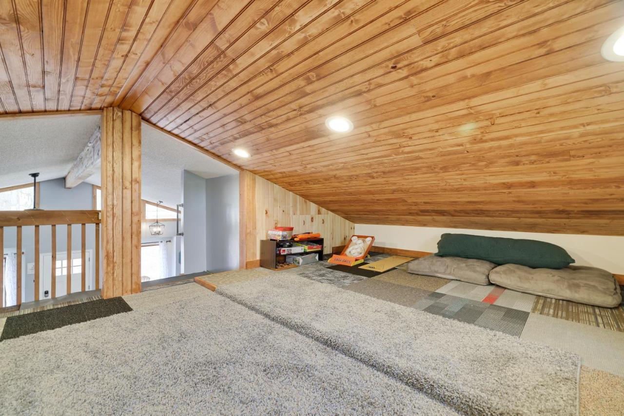 Premier Cozy Cabin - Free Amenities & Comm Indoor Pools Bushkill Buitenkant foto