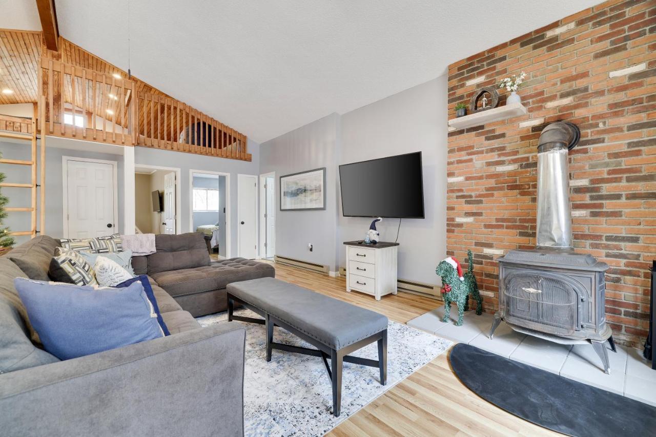 Premier Cozy Cabin - Free Amenities & Comm Indoor Pools Bushkill Buitenkant foto