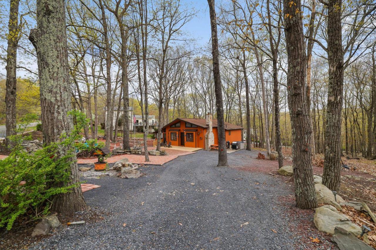 Premier Cozy Cabin - Free Amenities & Comm Indoor Pools Bushkill Buitenkant foto