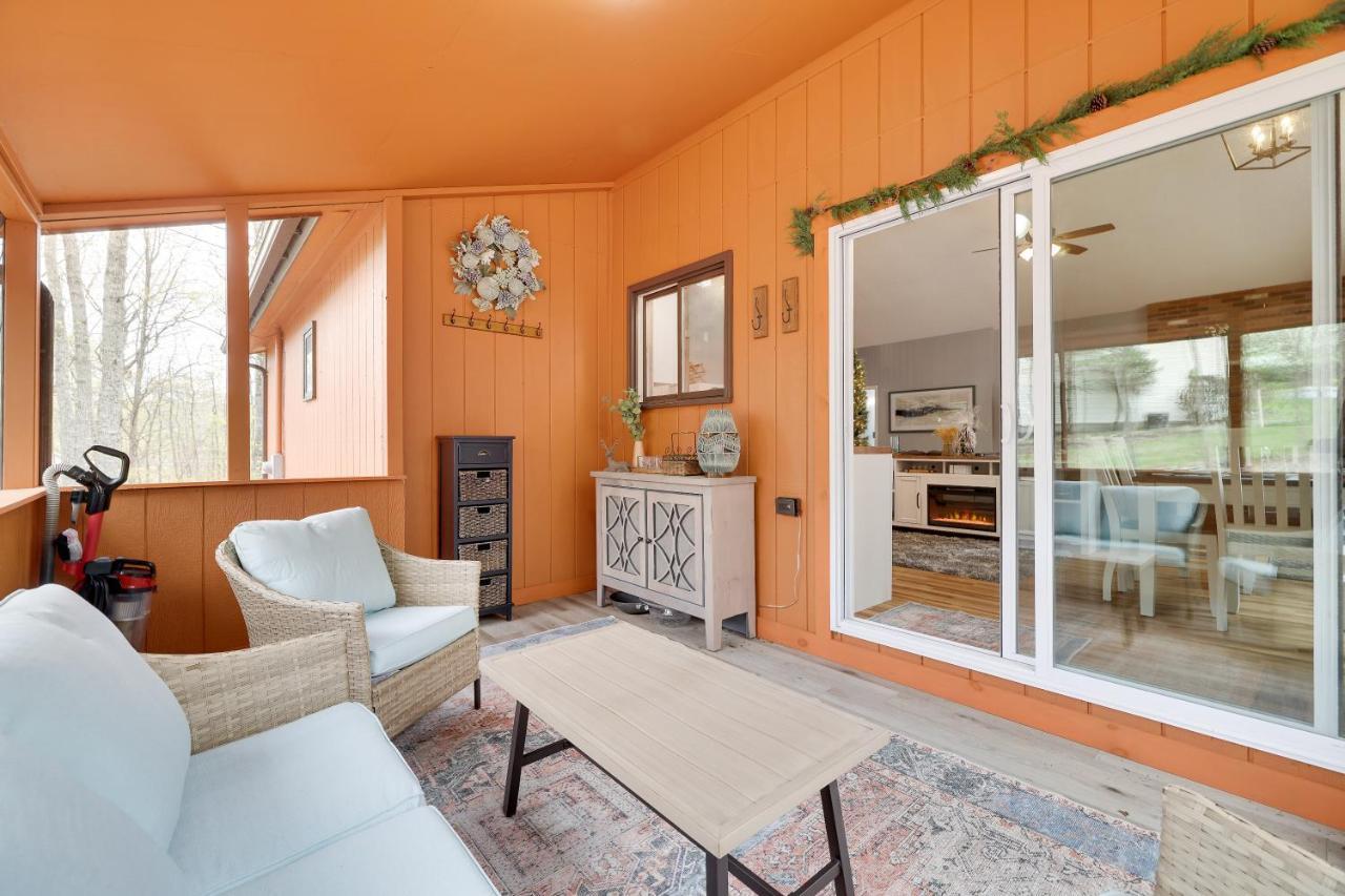 Premier Cozy Cabin - Free Amenities & Comm Indoor Pools Bushkill Buitenkant foto